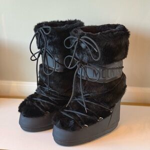 Icon Water Resistant Faux Fur Moon Boot